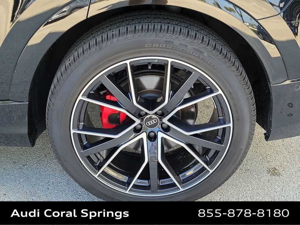 Certified 2022 Audi Q8 Prestige w/ Prestige Package AWD/4WD image 16