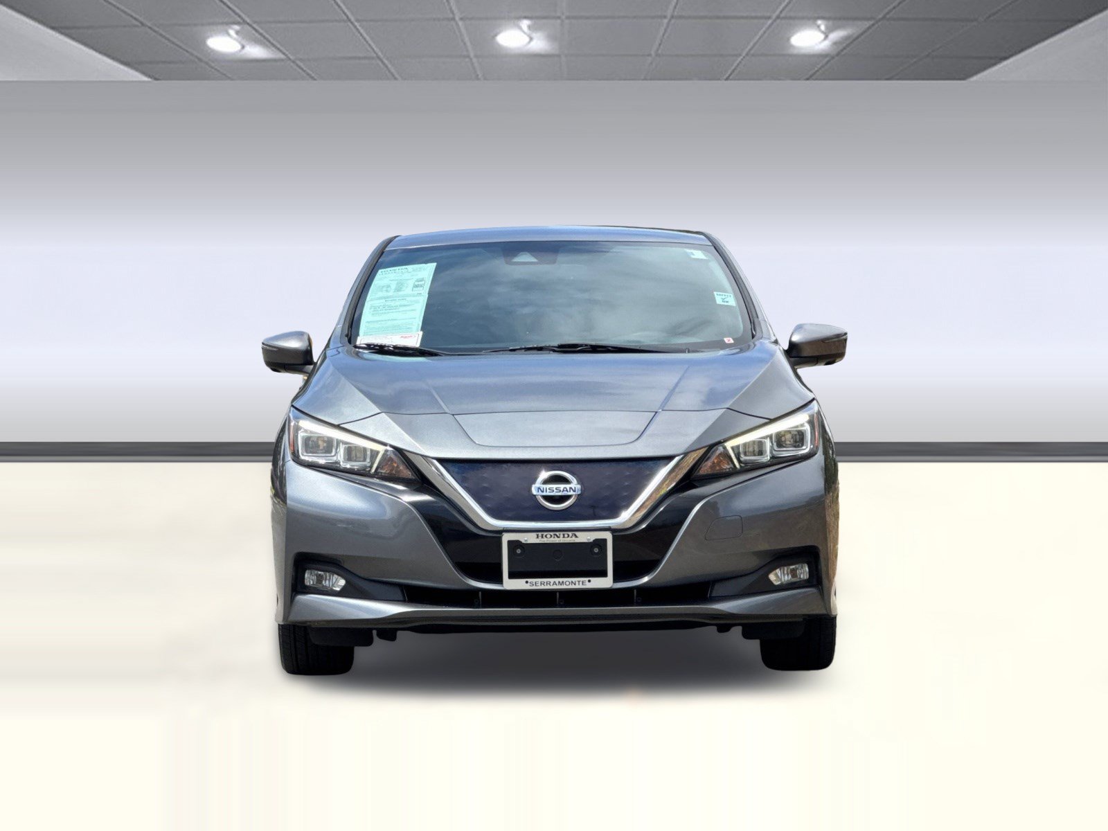 Used 2018 Nissan Leaf SL w/ SL Technology Package FWD image 5