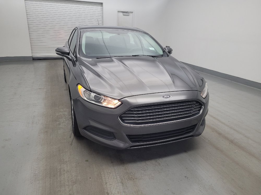Used 2015 Ford Fusion SE FWD image 14