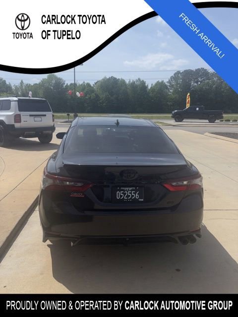 Used 2024 Toyota Camry SE FWD image 4