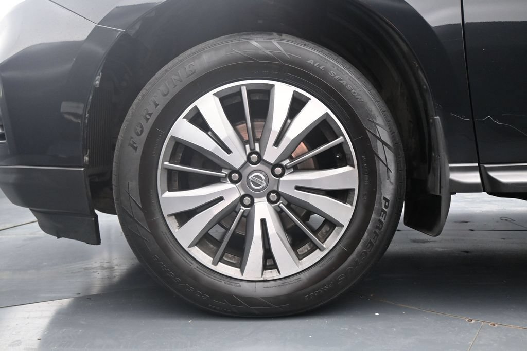 Used 2017 Nissan Pathfinder S AWD/4WD image 21