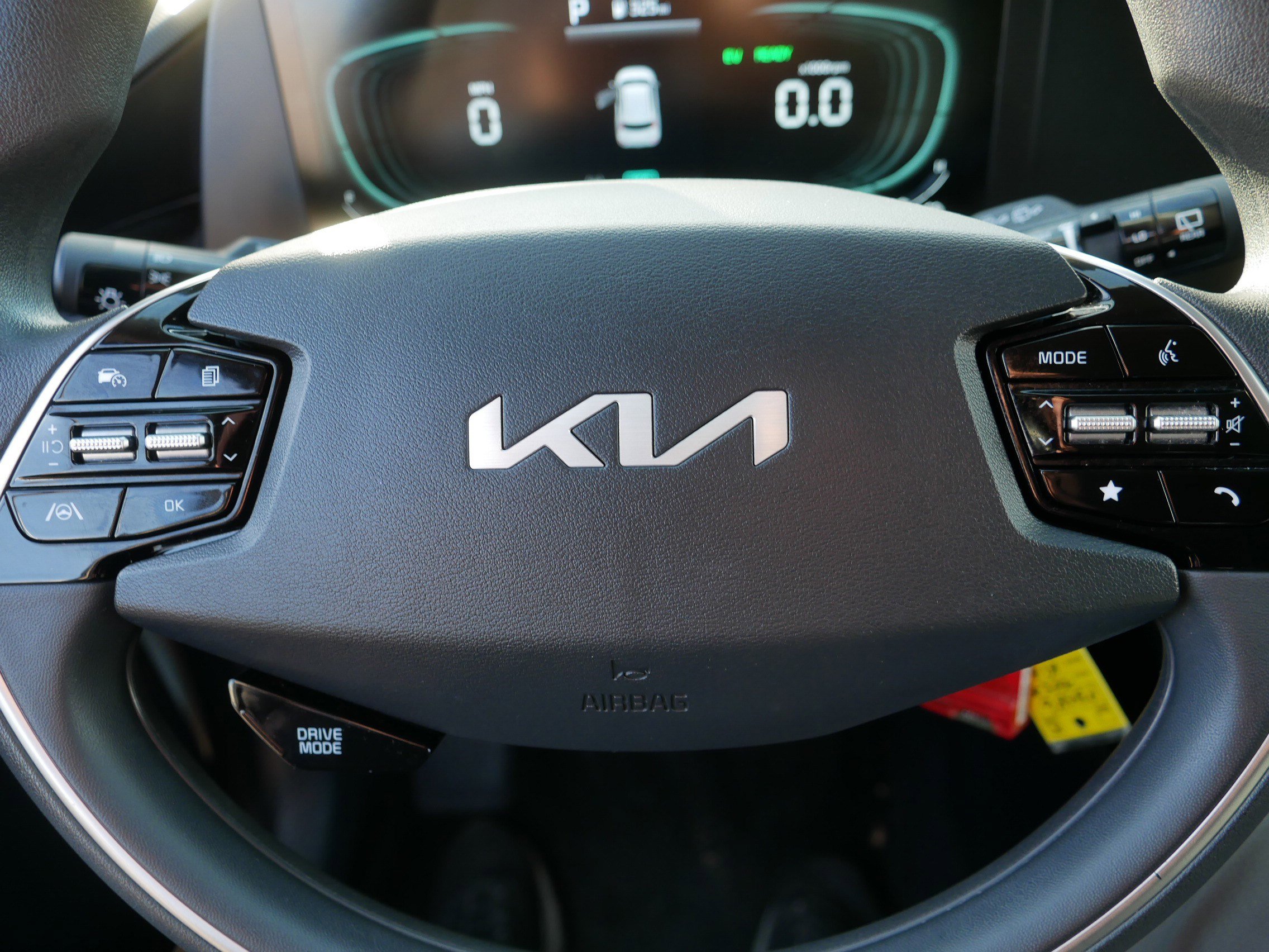 Certified 2024 Kia Niro LX image 25