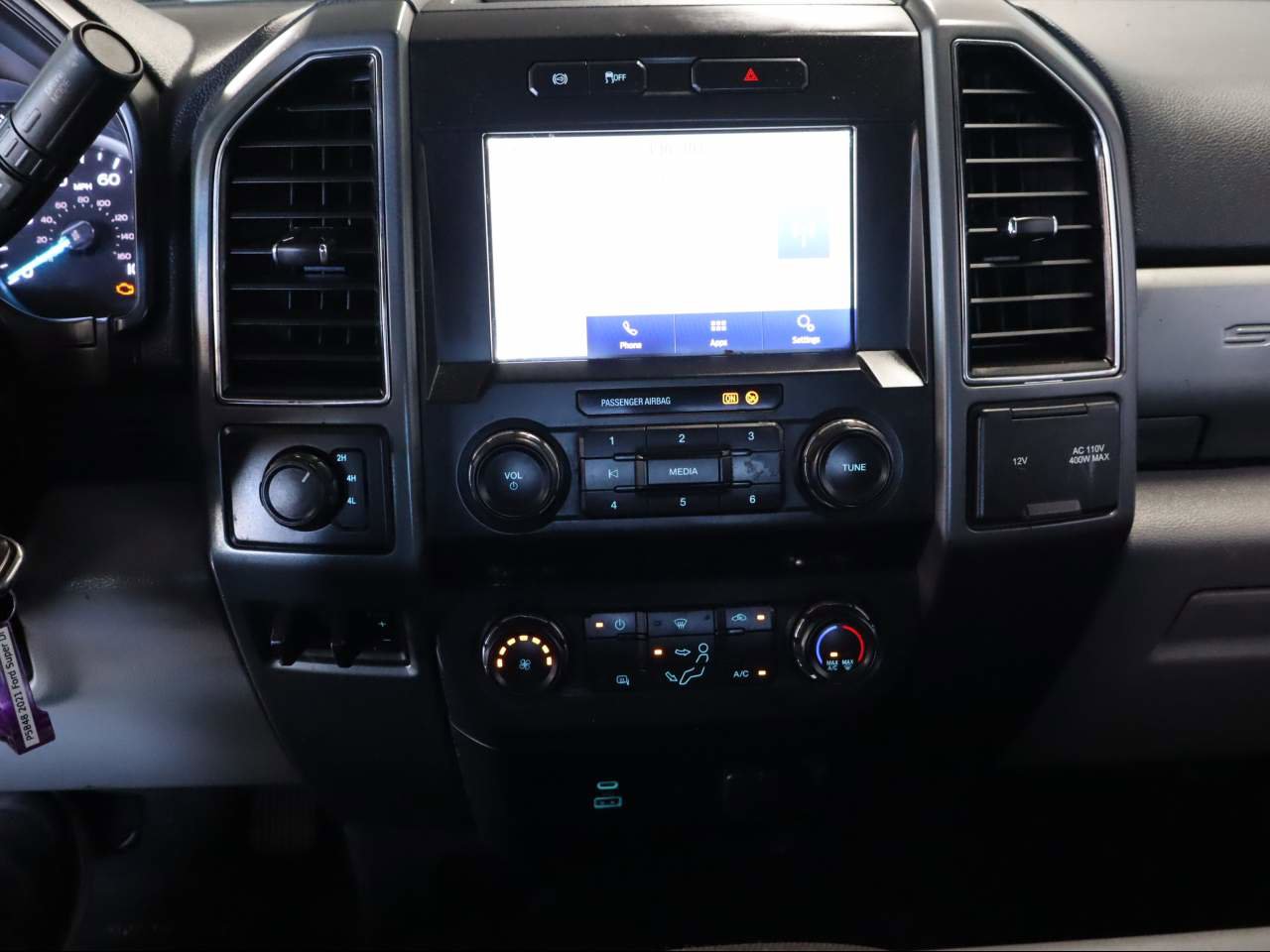 Used 2021 Ford F550 4x4 Crew Cab Super Duty image 10