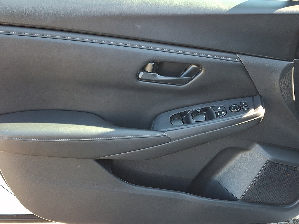 Certified 2024 Nissan Sentra S FWD image 13