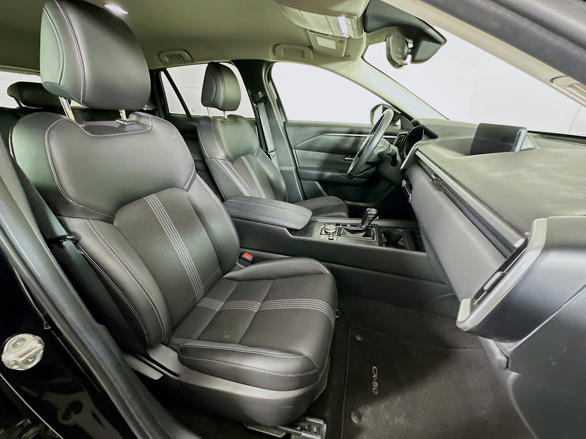 Used 2024 MAZDA CX-50 AWD 2.5 S w/ Preferred Package image 31