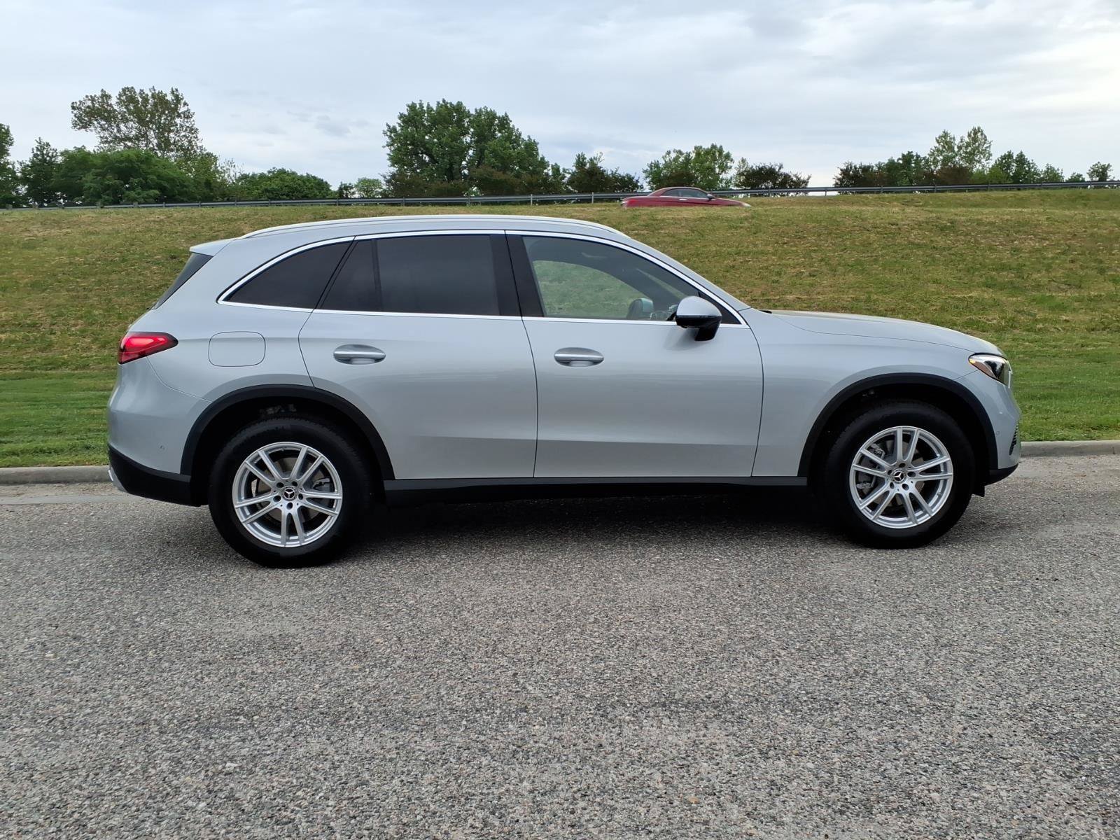 New 2026 Mercedes-Benz GLC 300 4MATIC image 5