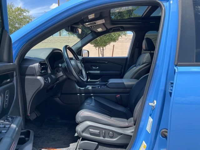 Used 2023 Honda Pilot TrailSport image 8