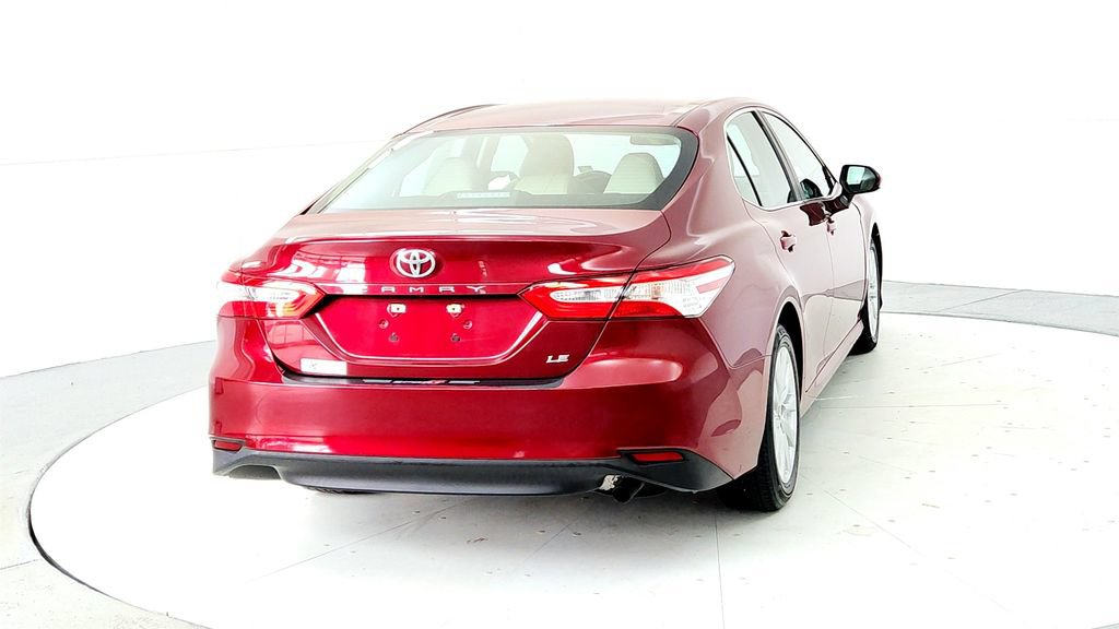 Certified 2018 Toyota Camry LE FWD image 5
