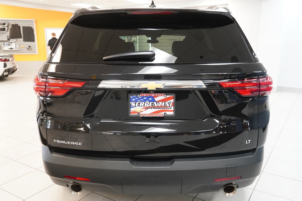 Used 2023 Chevrolet Traverse LT image 10