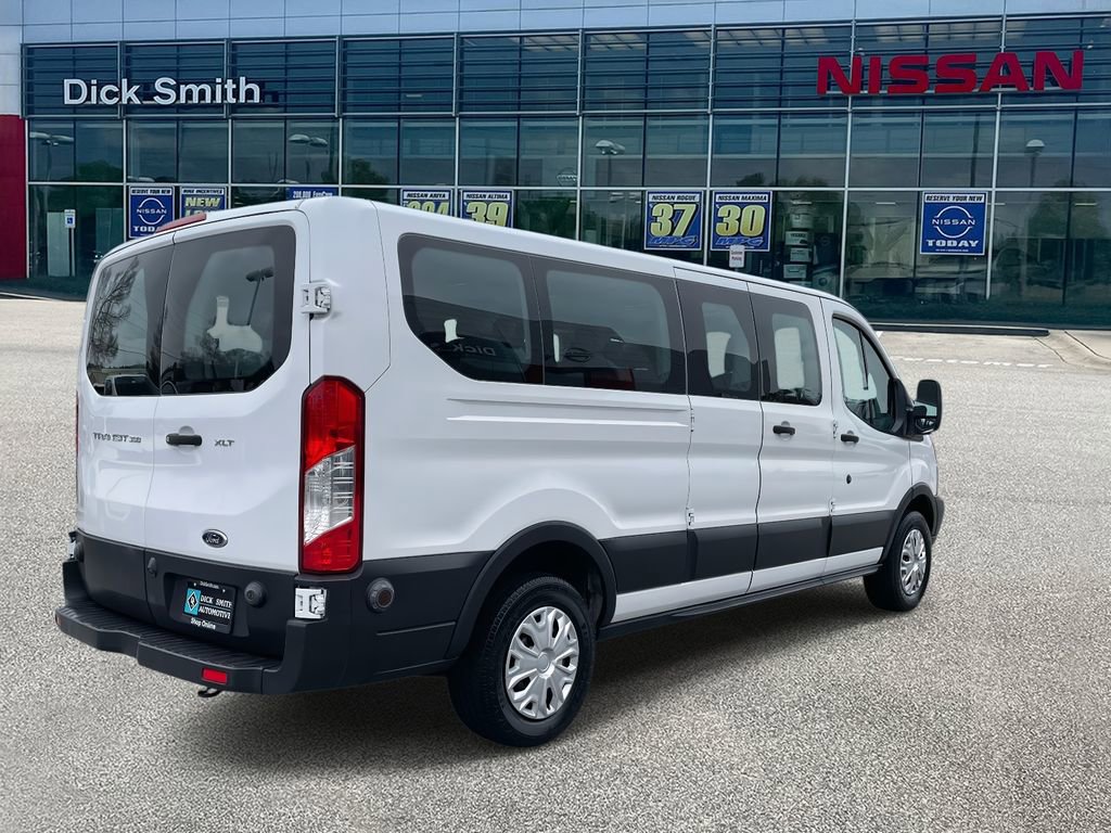 Used 2019 Ford Transit 350 XLT image 6