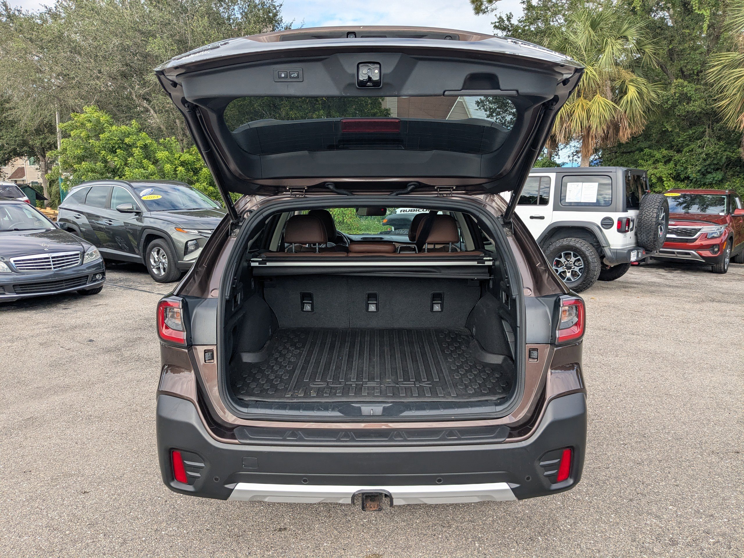 Used 2022 Subaru Outback Touring image 13