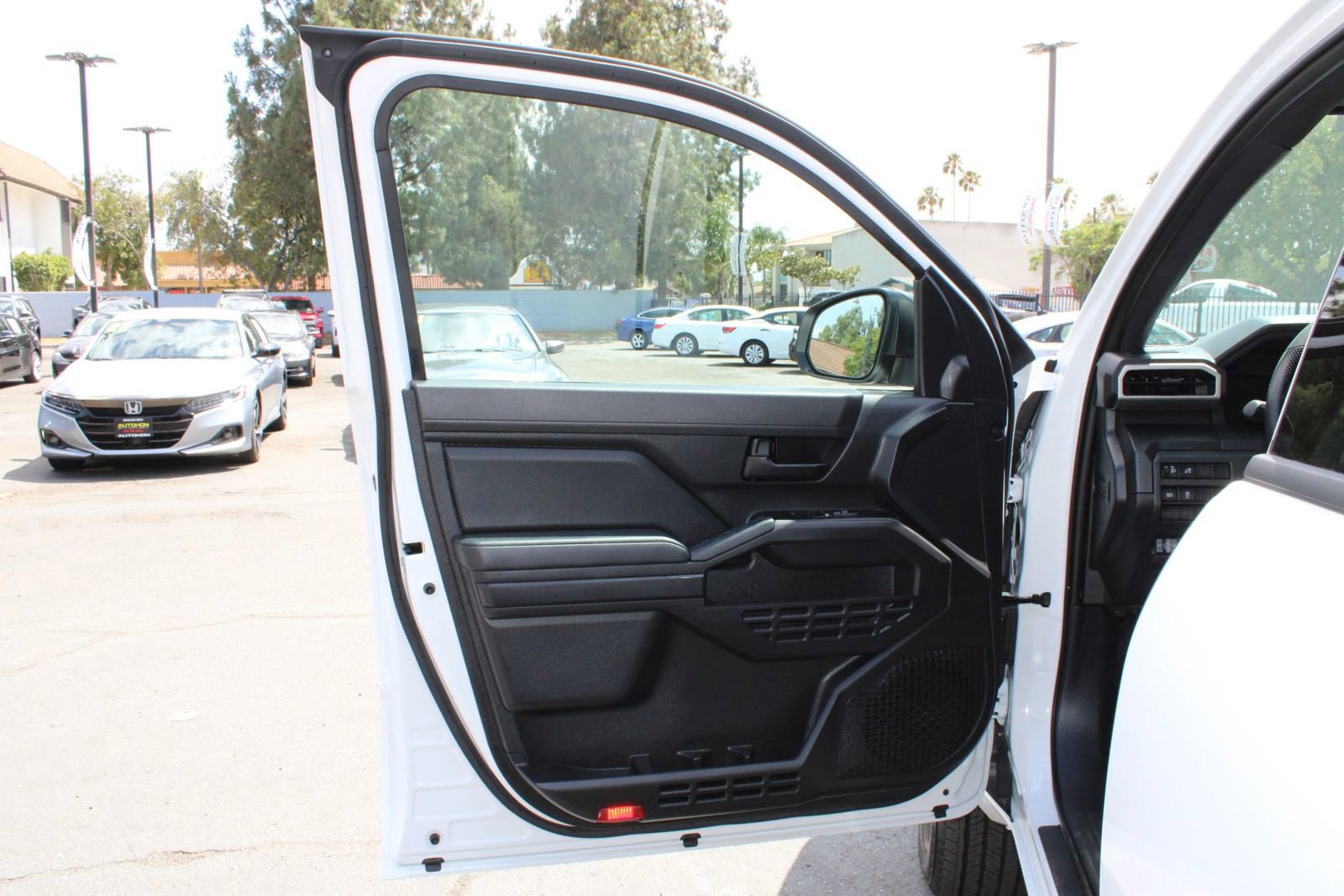 Used 2025 Toyota Tacoma SR RWD image 21