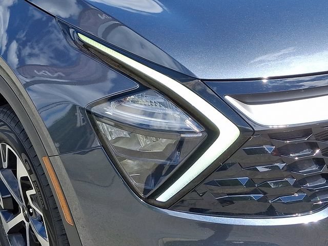 Used 2023 Kia Sportage EX AWD/4WD image 9