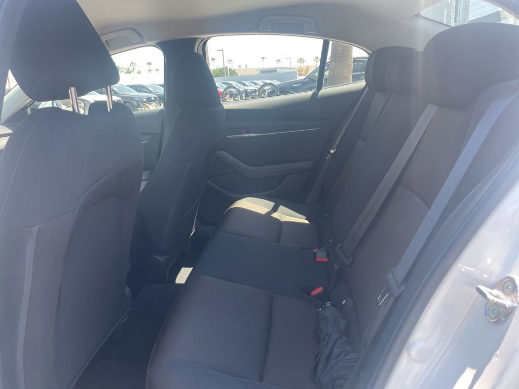 Used 2020 MAZDA MAZDA3 Sedan FWD image 20