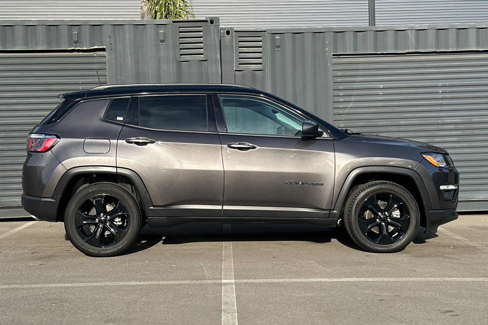 Used 2021 Jeep Compass Latitude image 9