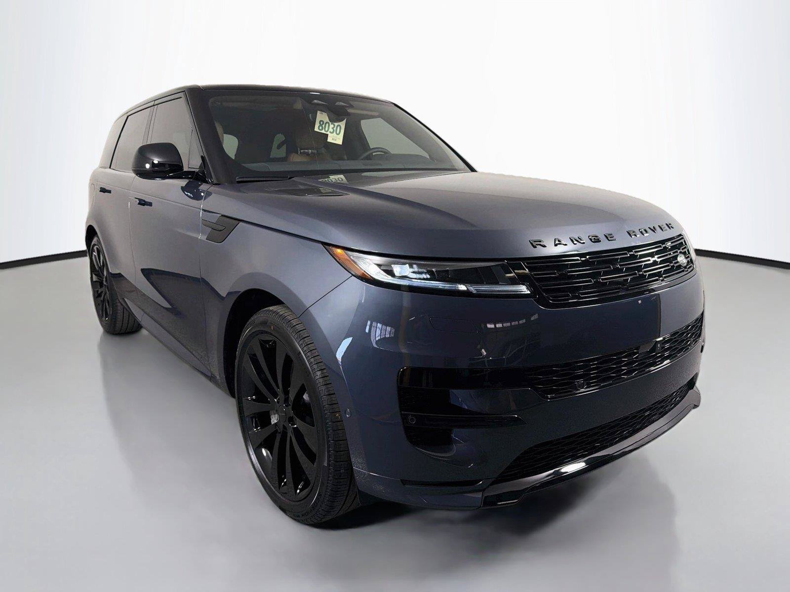 New 2027 Land Rover Range Rover Sport Dynamic SE AWD/4WD image 3