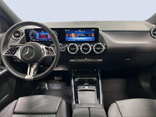 Used 2026 Mercedes-Benz GLA 250 4MATIC image 12