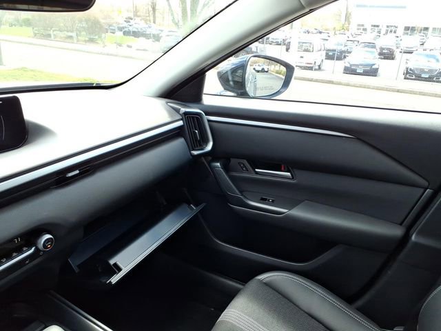 Certified 2025 MAZDA CX-50 2.5 Hybrid w/ Preferred Pkg image 26