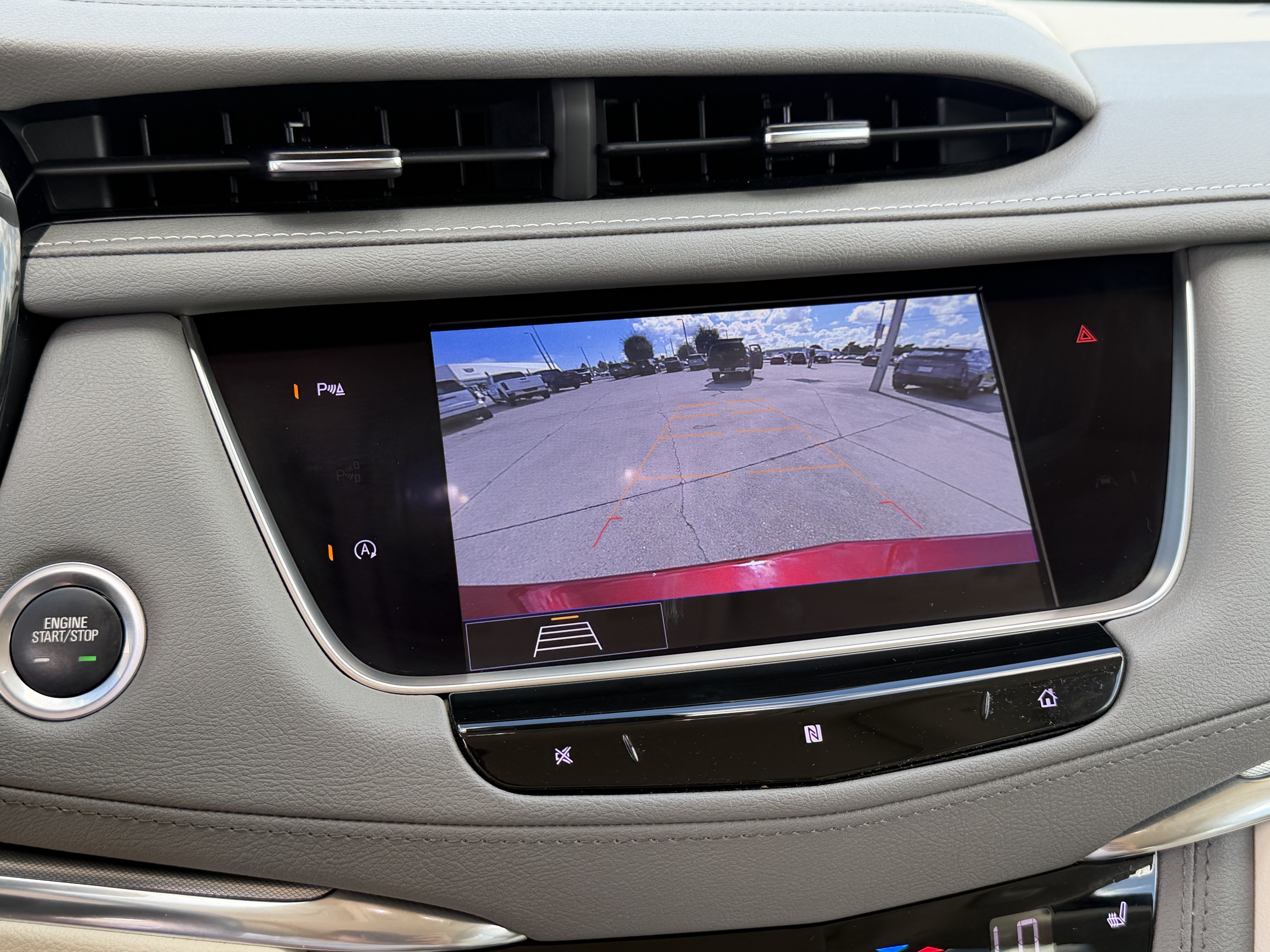 Used 2020 Cadillac XT5 Premium Luxury FWD image 33