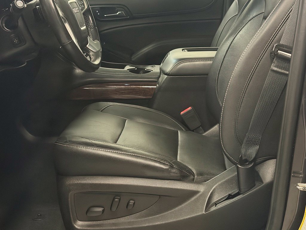 Used 2018 GMC Yukon SLT w/ Open Road Package AWD/4WD image 12