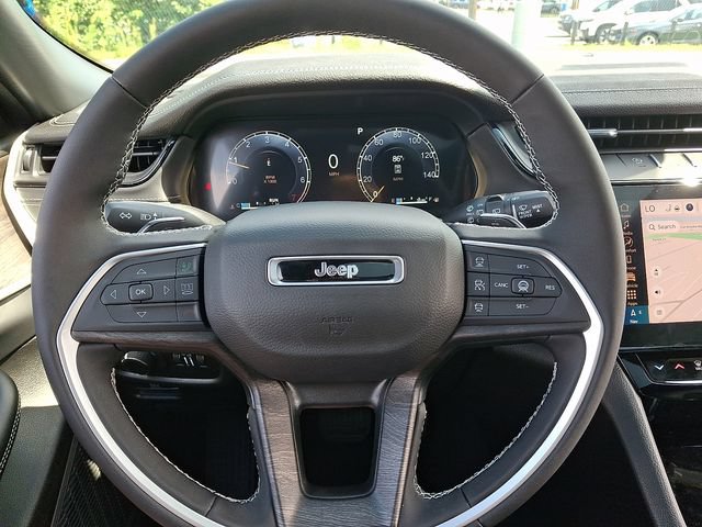 New 2027 Jeep Grand Cherokee Altitude AWD/4WD image 15