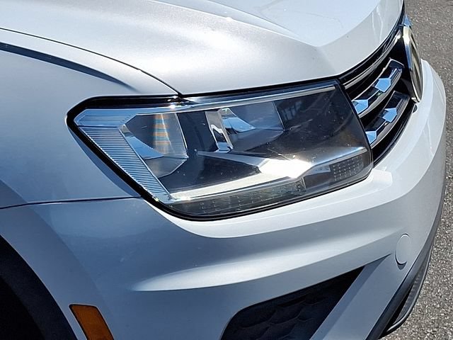 Used 2018 Volkswagen Tiguan S FWD image 30