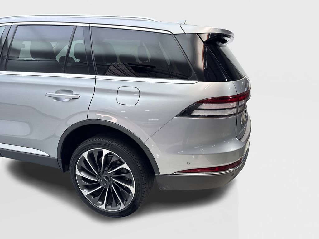 Used 2020 Lincoln Aviator Reserve w/ Equipment Group 202A AWD/4WD image 17