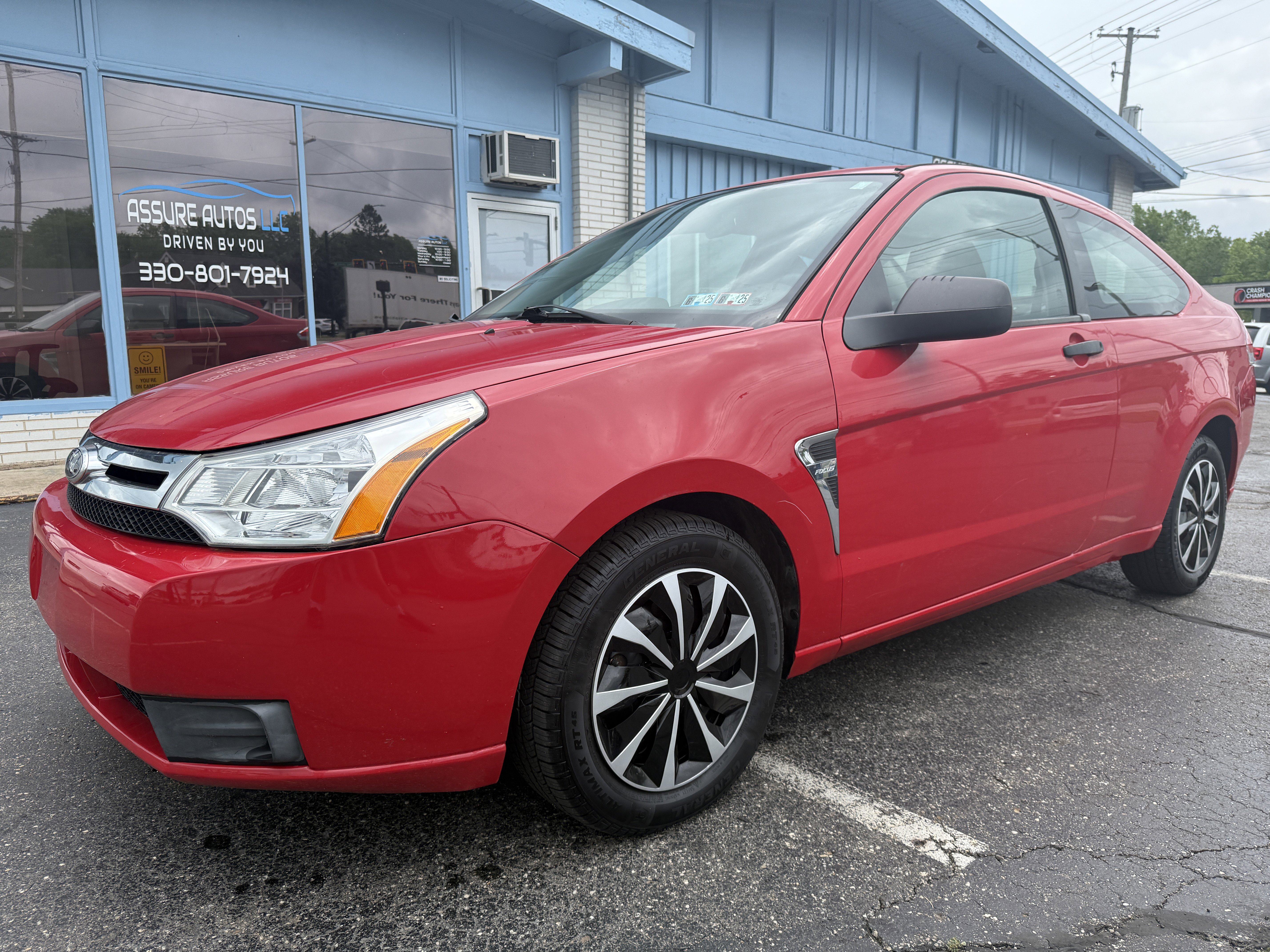 Used 2008 Ford Focus SE image 1