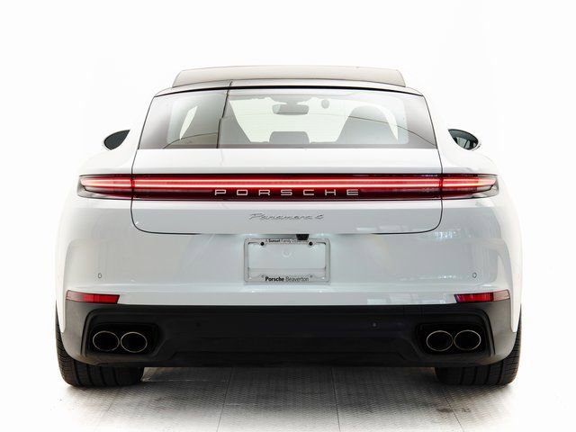 Certified 2025 Porsche Panamera 4 image 32