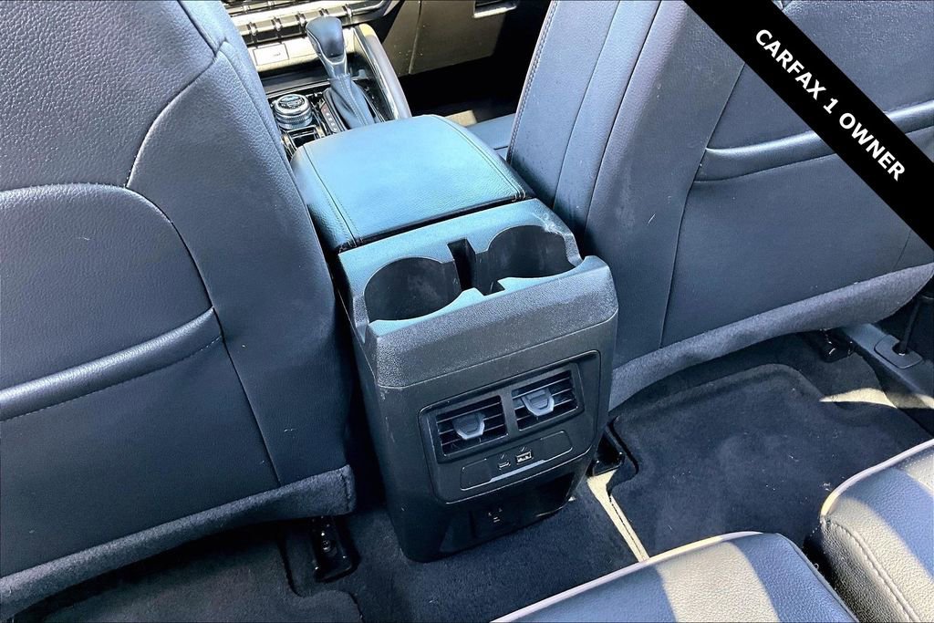Used 2025 GMC Canyon Denali AWD/4WD image 11