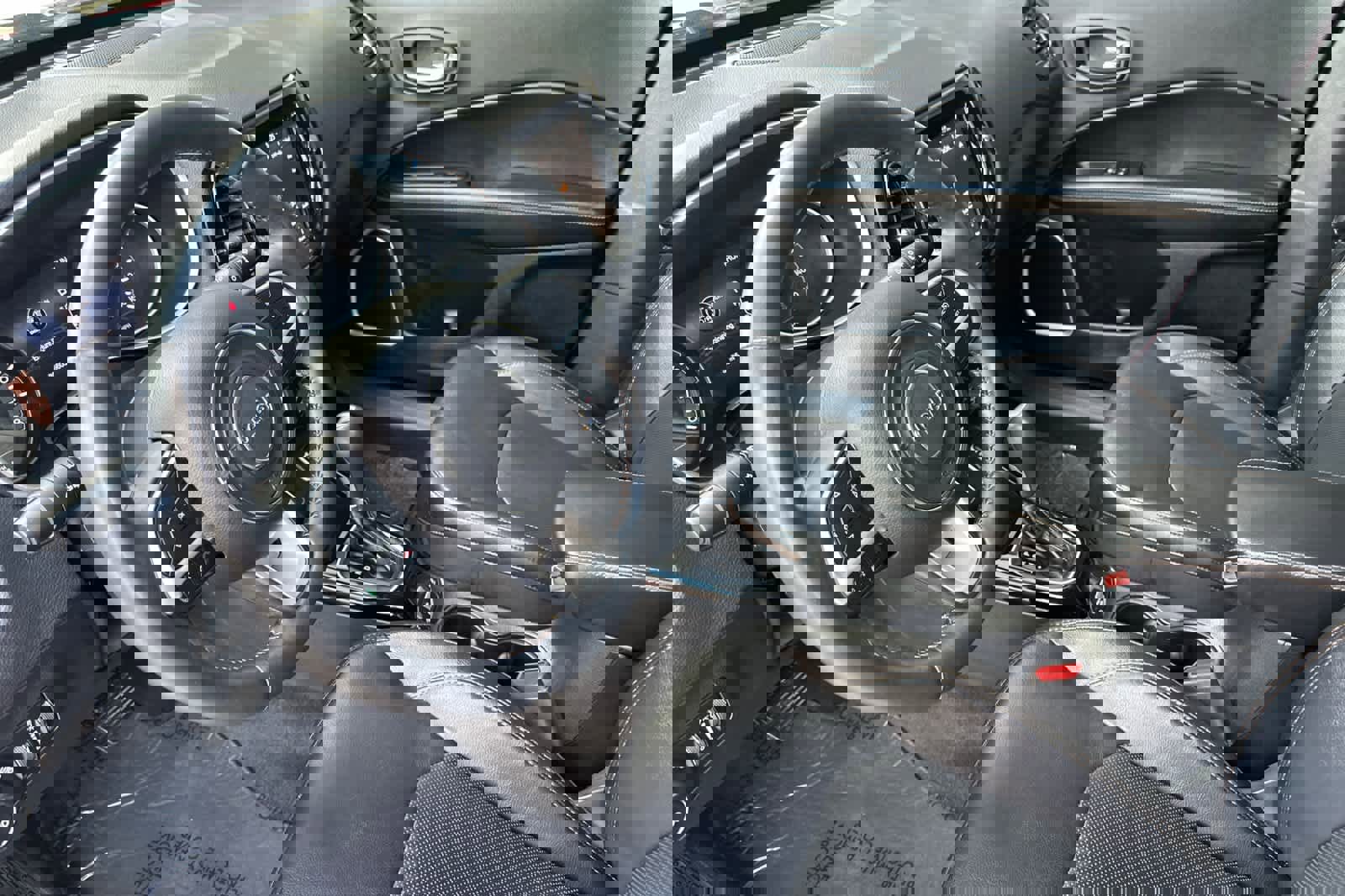 Used 2018 Jeep Compass Limited w/ Navigation Group image 9