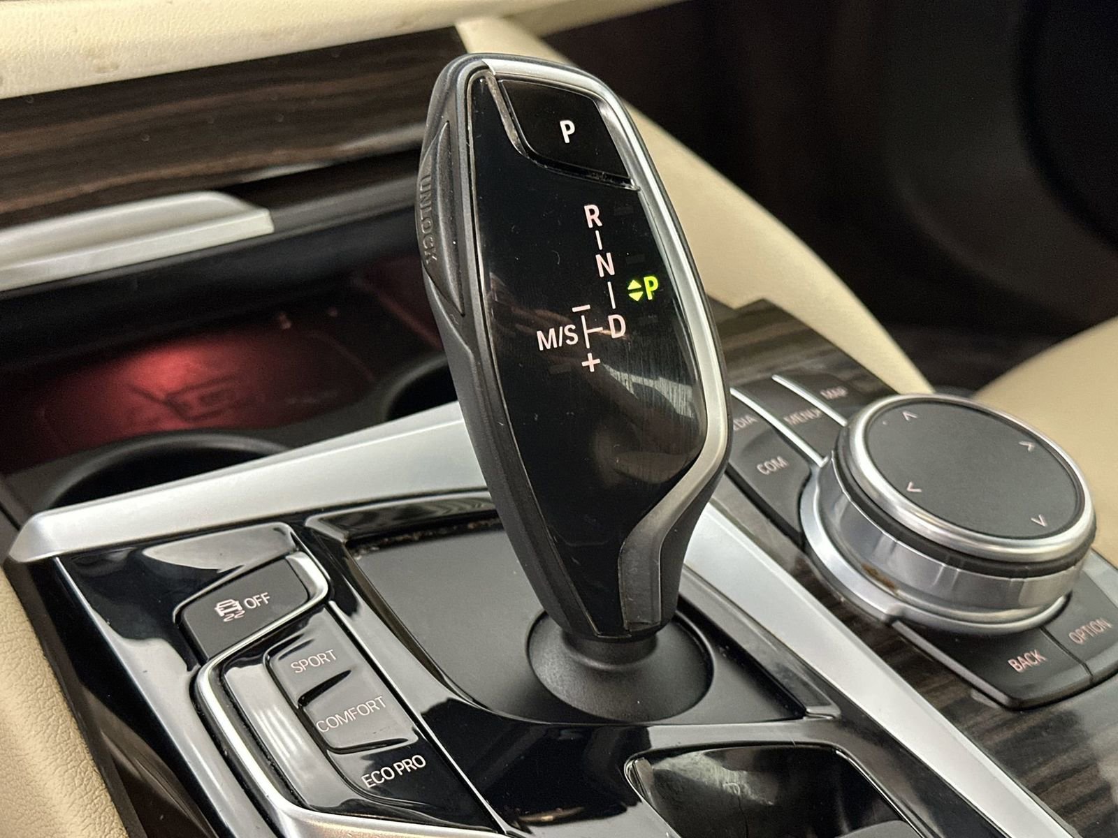 Used 2017 BMW 530i image 24