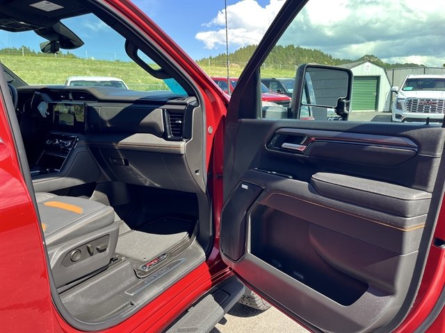 Used 2026 GMC Sierra 3500 AT4 w/ AT4 Premium Plus Package AWD/4WD image 27