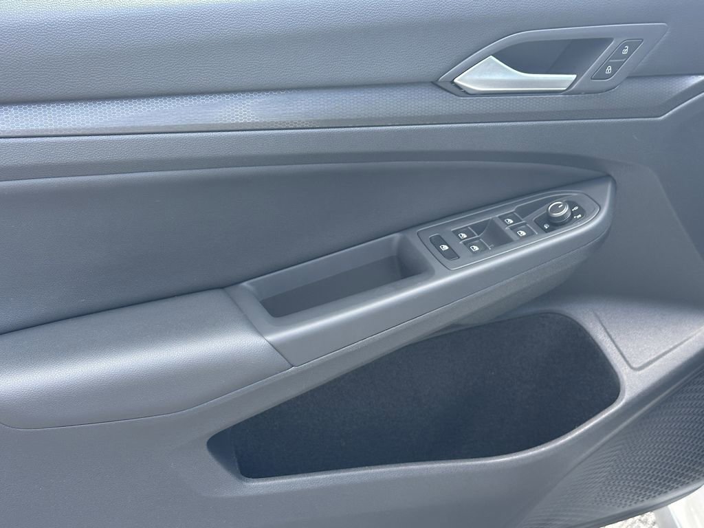 Used 2022 Volkswagen GTI SE image 11