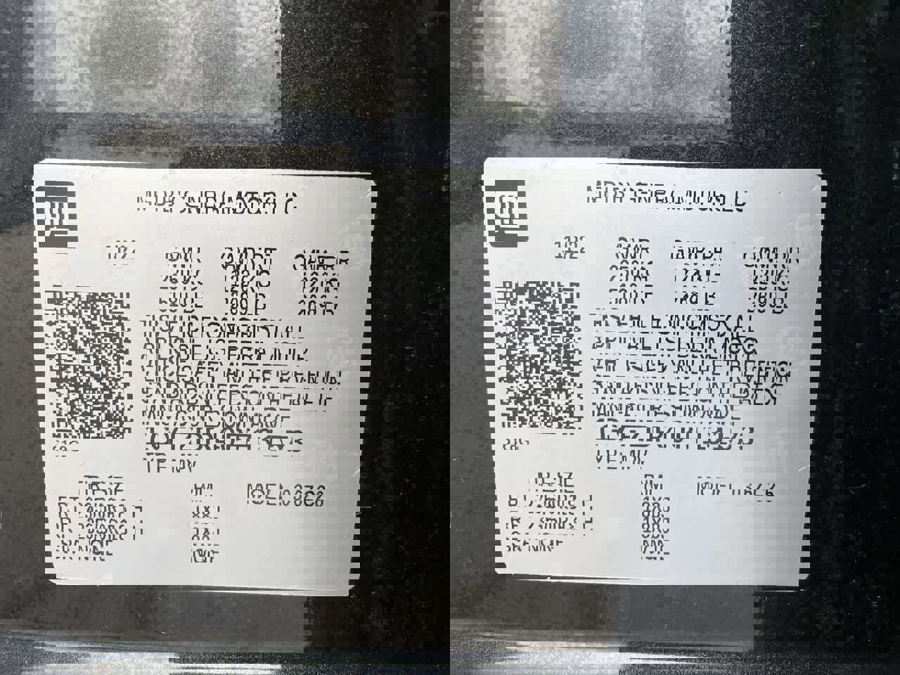 Certified 2023 Cadillac XT4 Premium Luxury w/ Cold Weather Package image 35