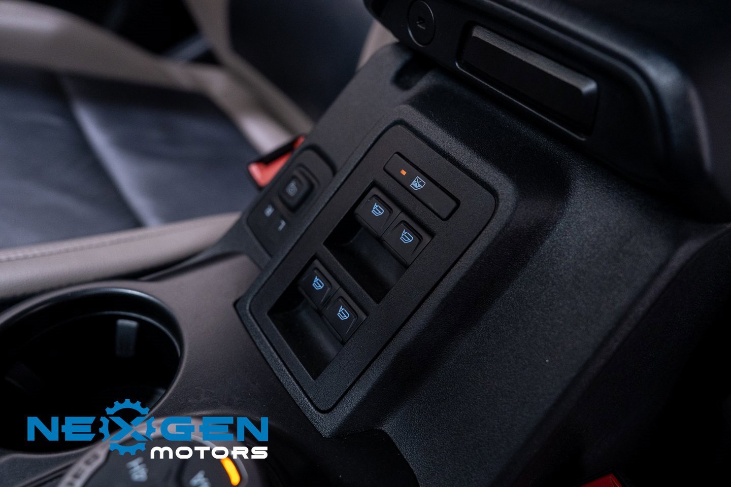 Used 2022 Ford Bronco Wildtrak image 15