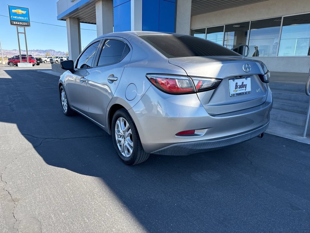 Used 2016 Scion iA FWD image 8
