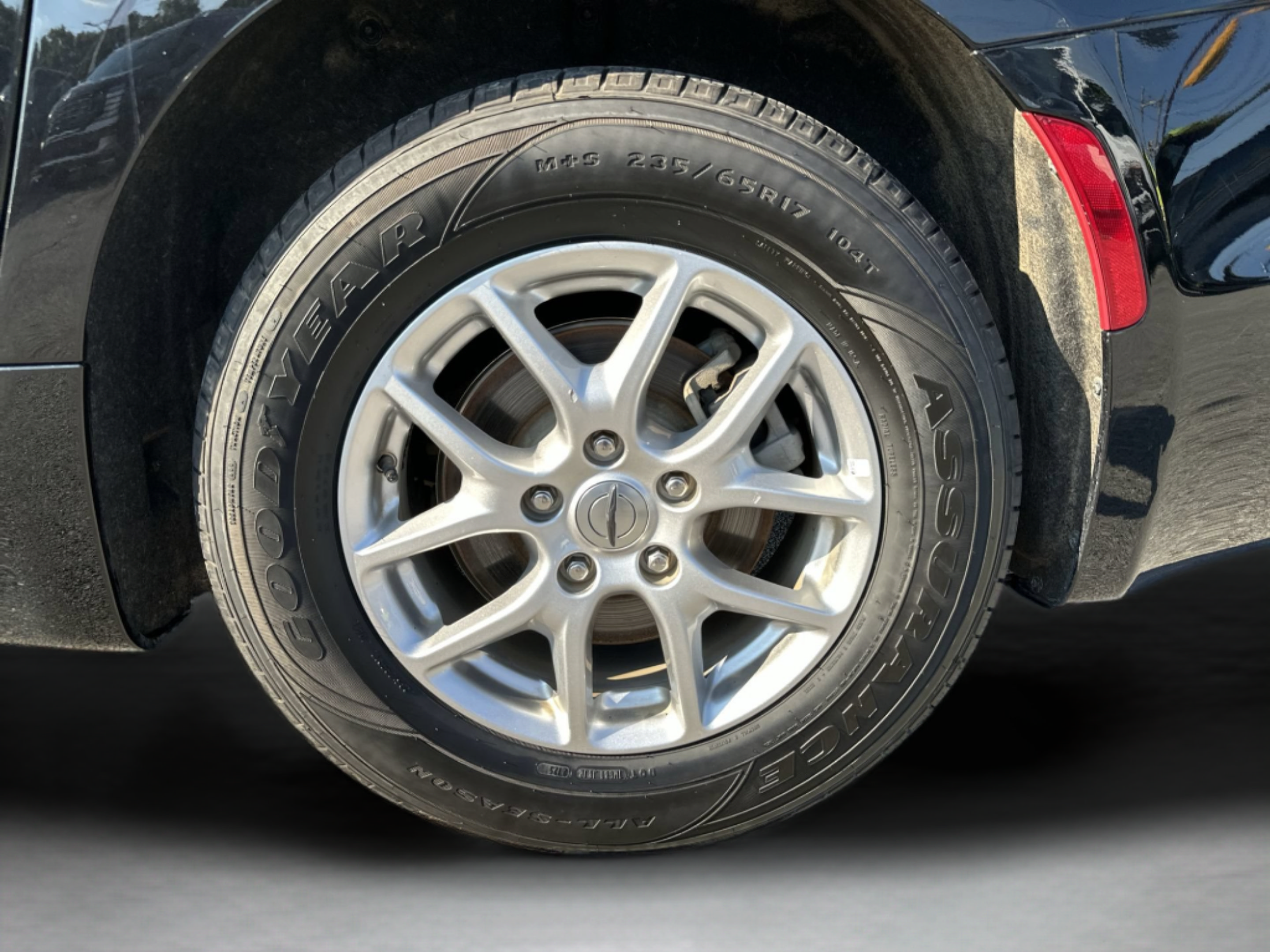 Used 2025 Chrysler Pacifica Select FWD image 30