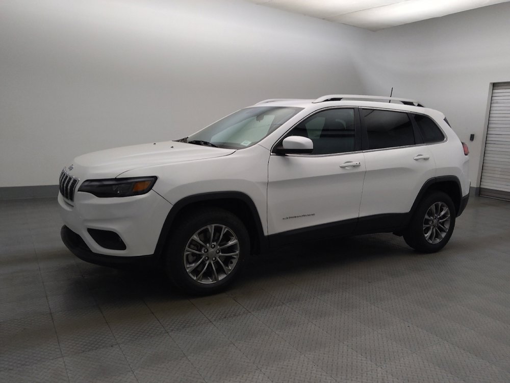 Used 2019 Jeep Cherokee Latitude Plus FWD image 2