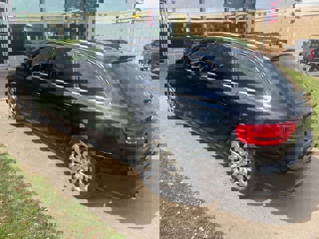 Used 2010 Audi A4 2.0T Premium Plus image 3