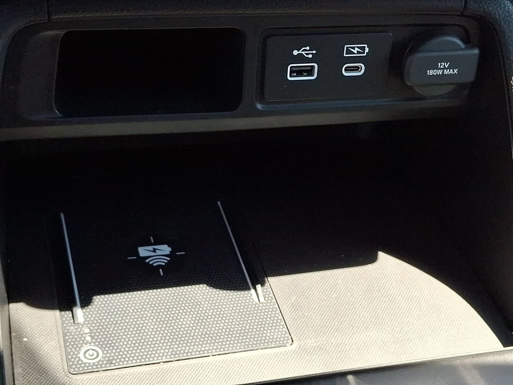 Used 2025 Honda Pilot Elite image 29