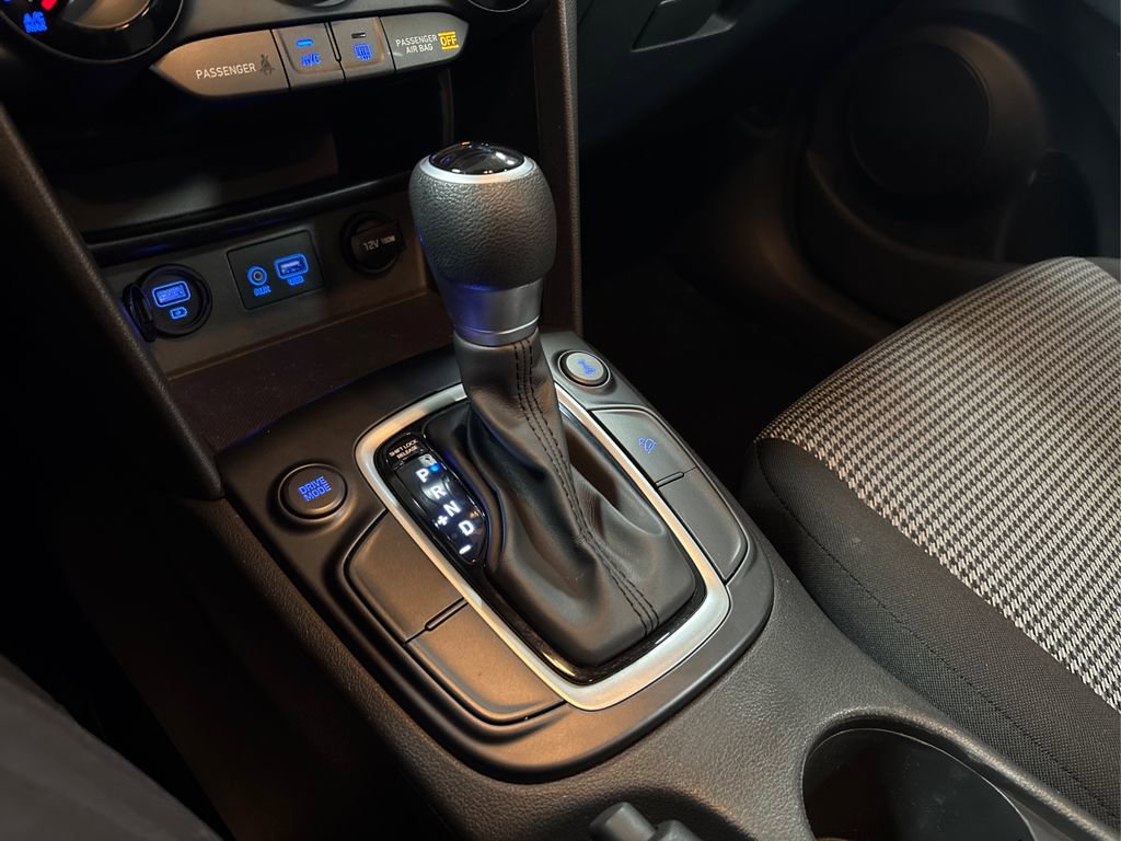 Used 2019 Hyundai Kona SE image 28