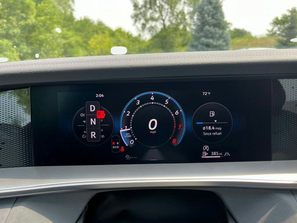 Certified 2026 Volkswagen Tiguan SE R-Line AWD/4WD image 23