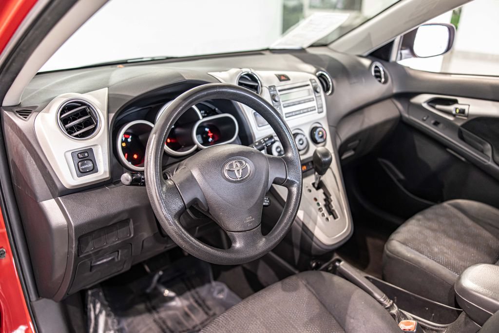 Used 2009 Toyota Matrix FWD image 18