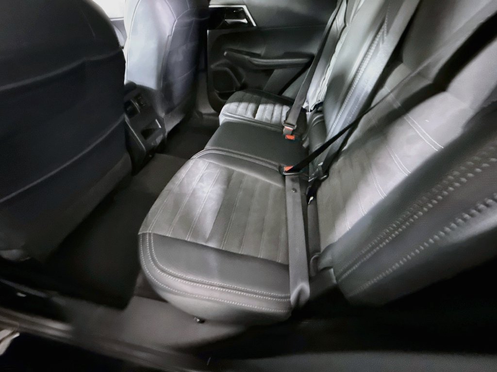 Used 2024 Mitsubishi Outlander SE AWD/4WD image 27