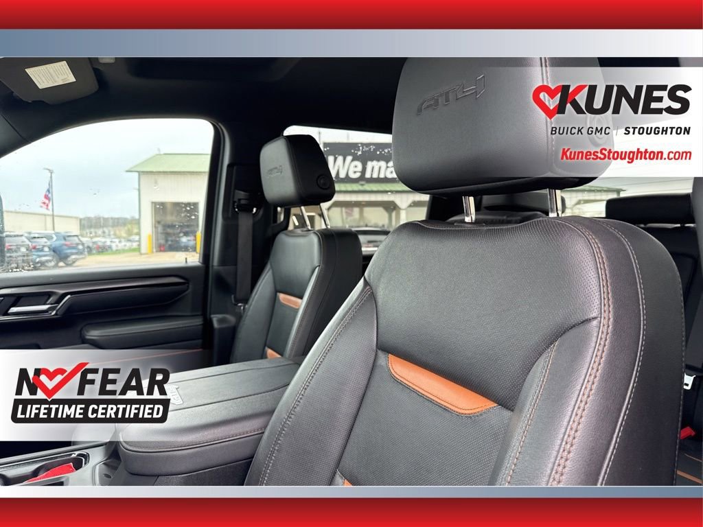 Used 2025 GMC Sierra 2500 AT4 image 24