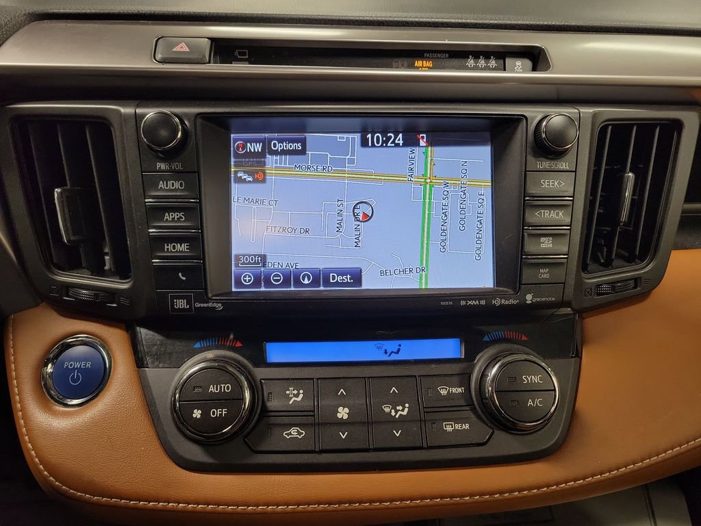 Used 2017 Toyota RAV4 Limited image 18