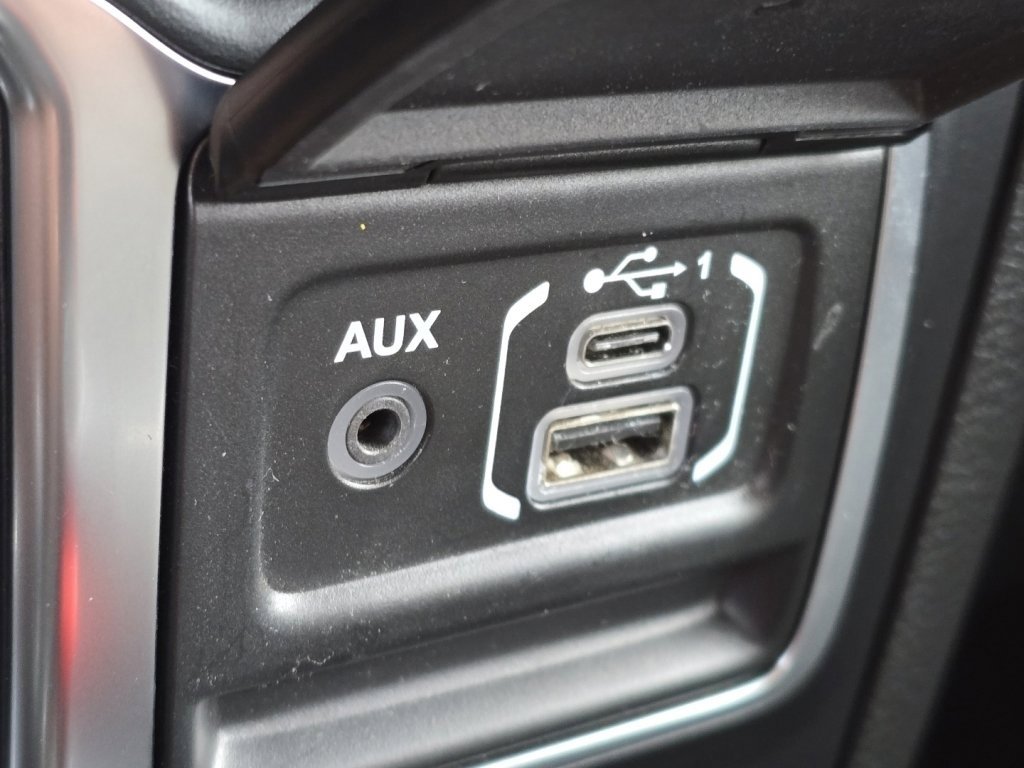 Used 2020 Jeep Gladiator Sport image 5