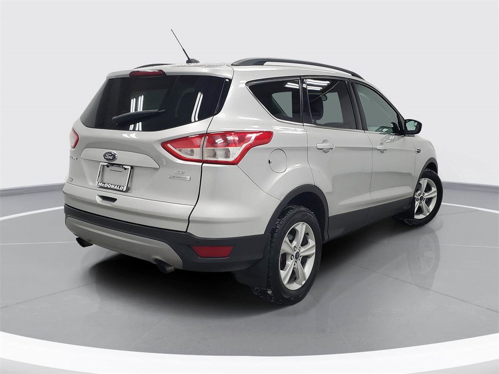 Used 2014 Ford Escape SE w/ Equipment Group 201A image 3