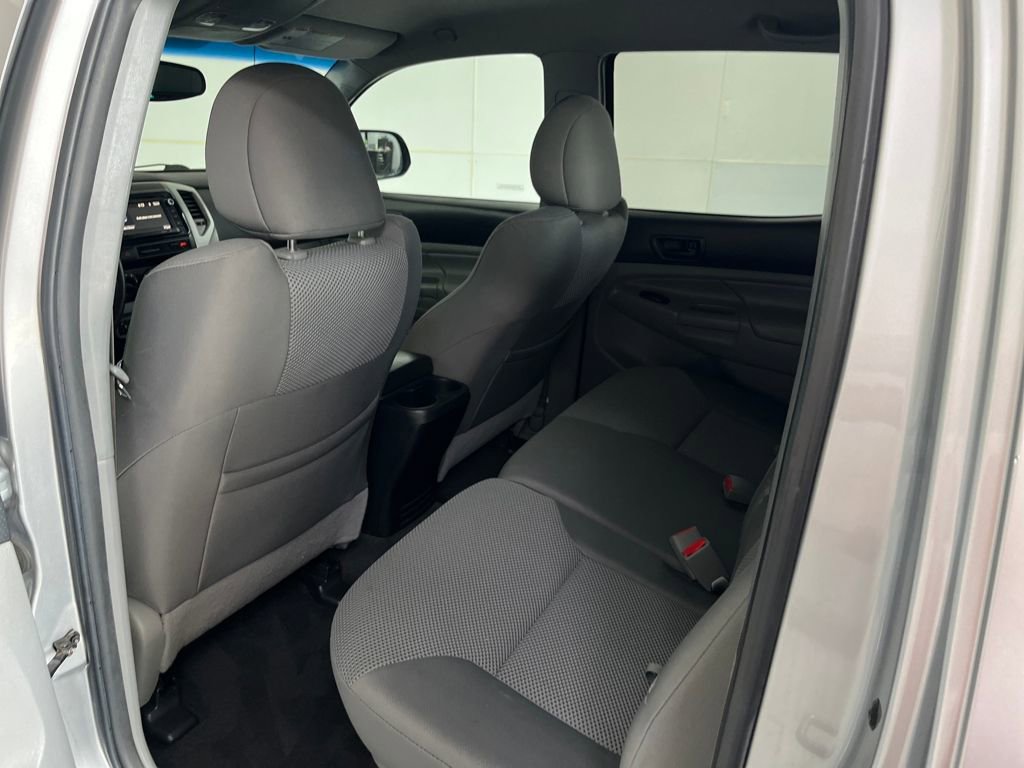 Used 2015 Toyota Tacoma 4x4 Double Cab image 35